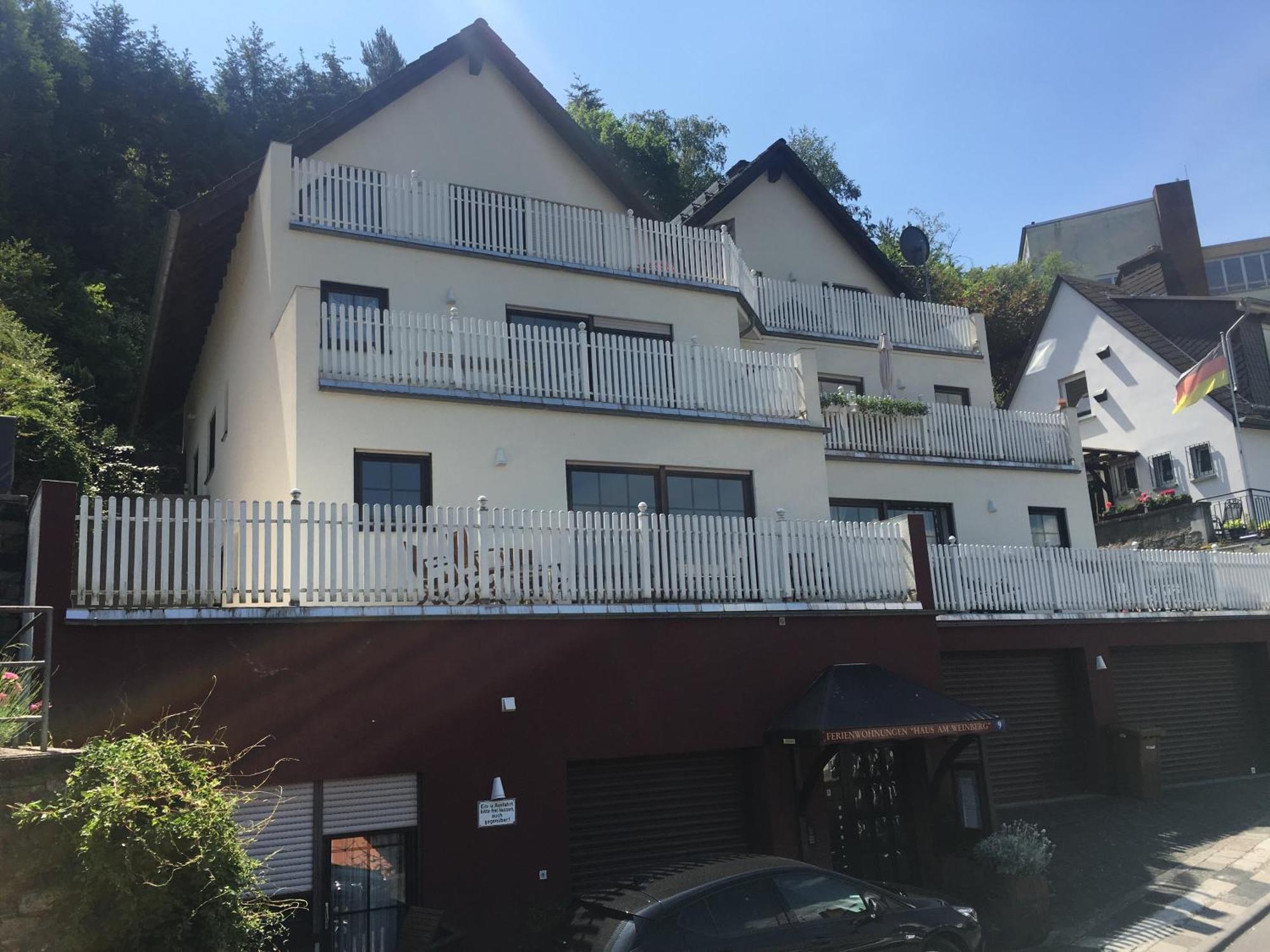 リューデスハイム・アム・ラインHaus Am Weinbergアパートメント エクステリア 写真